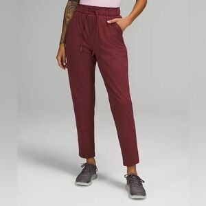 Lululemon Women's Burgundy Jogger Pants
